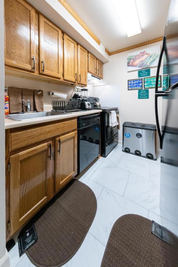 Two-Bedroom Serviced Apartment: High-Speed Wi-Fi & Bi-Monthly Housekeeping New York Exterior photo